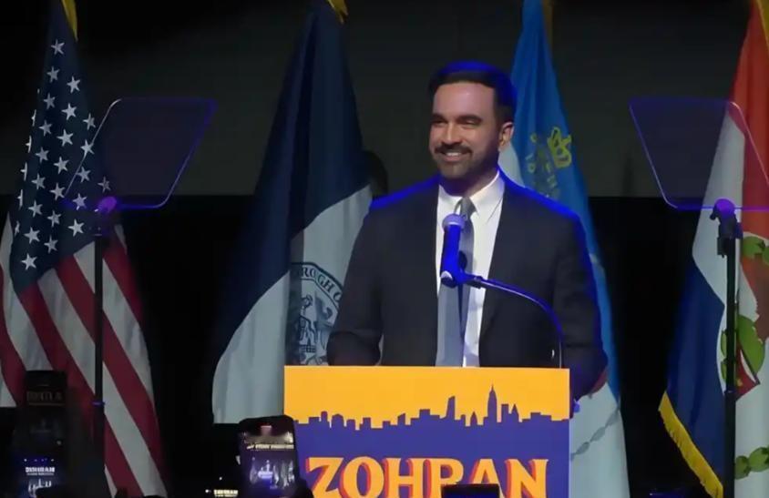 纽约房东慌了，特朗普被怼惨，新市长干翻了资本游戏。
马姆达尼当选纽约市长后直接宣