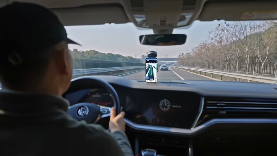 多部门提醒春运返乡打开鹰眼春运高速上的24类风险需小心春节自驾返乡都跟闯关卡，随