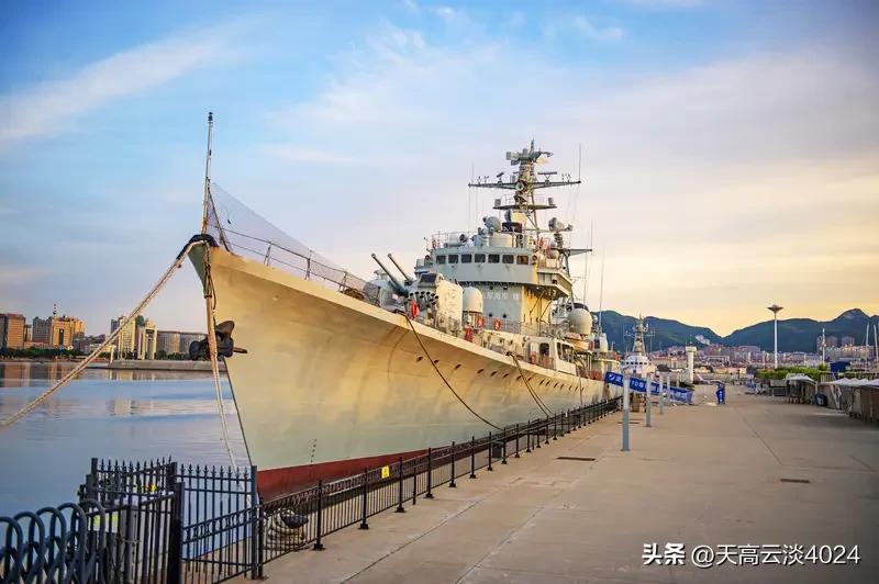 万吨大驱新成员安庆舰的射击能力相当厉害。刚入列东部战区海军一个月，就在东海首次实