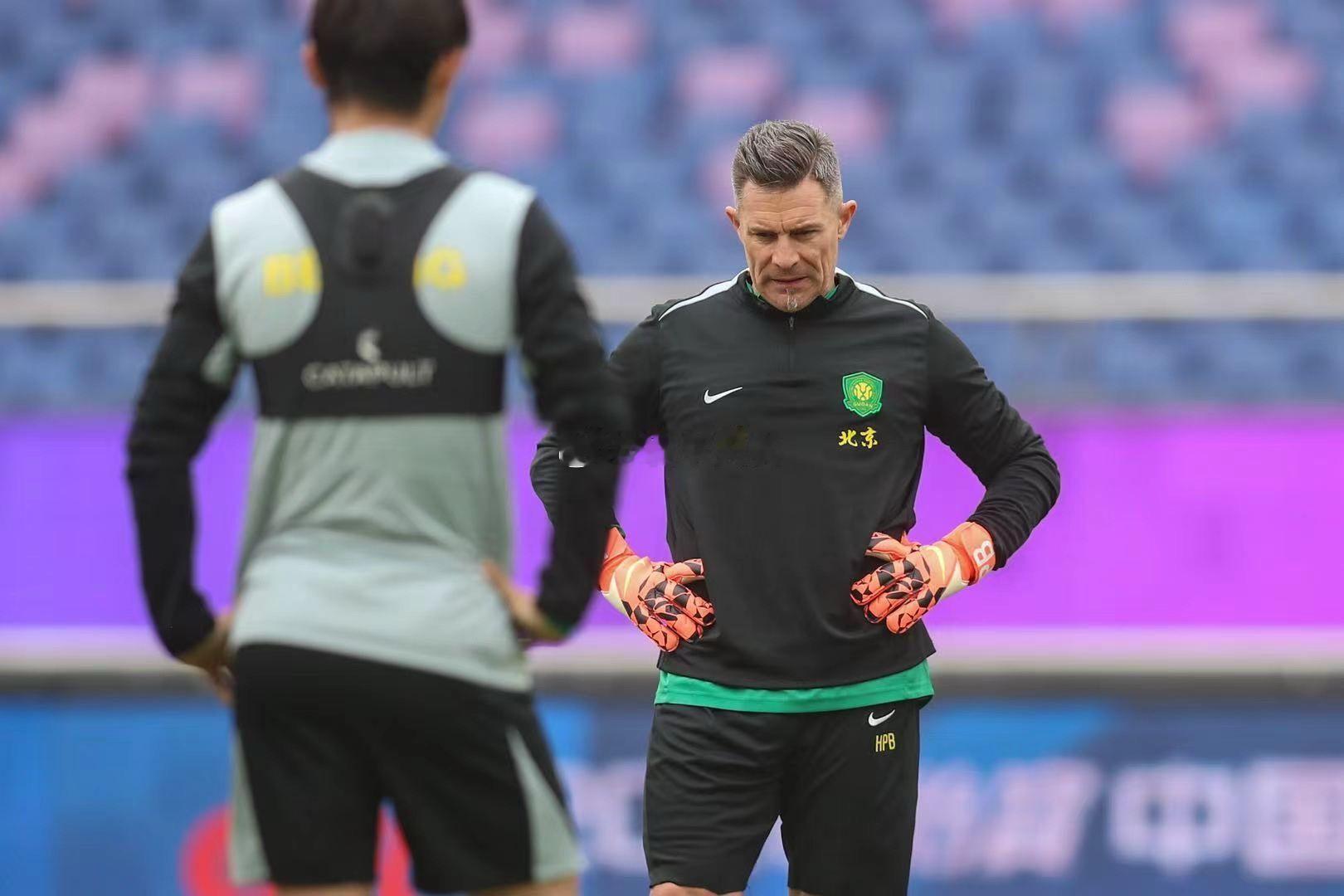 北京国安浙江队vs北京国安 国安门将教练更新社交媒体：“Preparing Ma