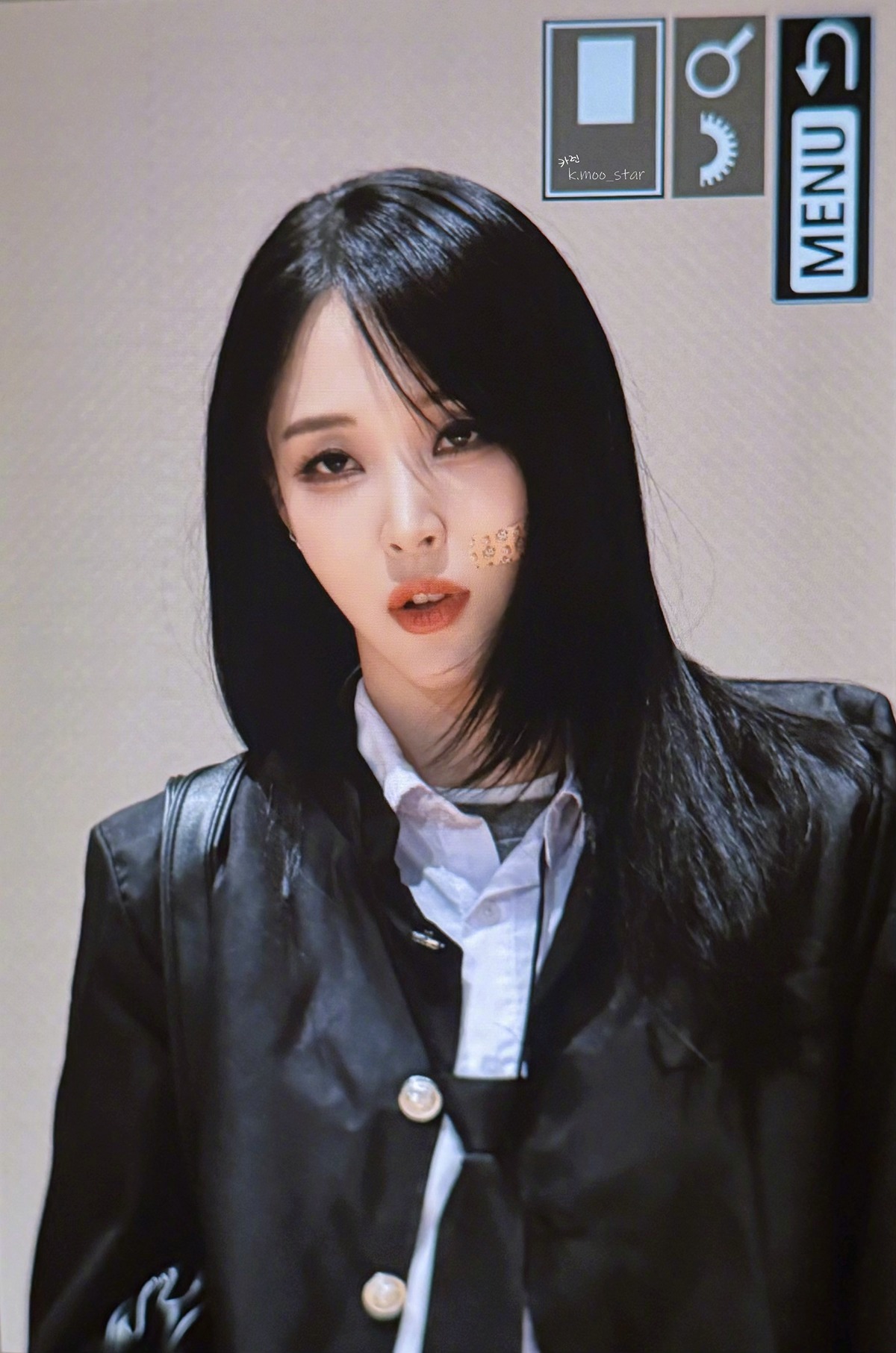 【Theqoo】粉丝间反响超好的MAMAMOO文星伊今日份粉丝见面会现场照 文星