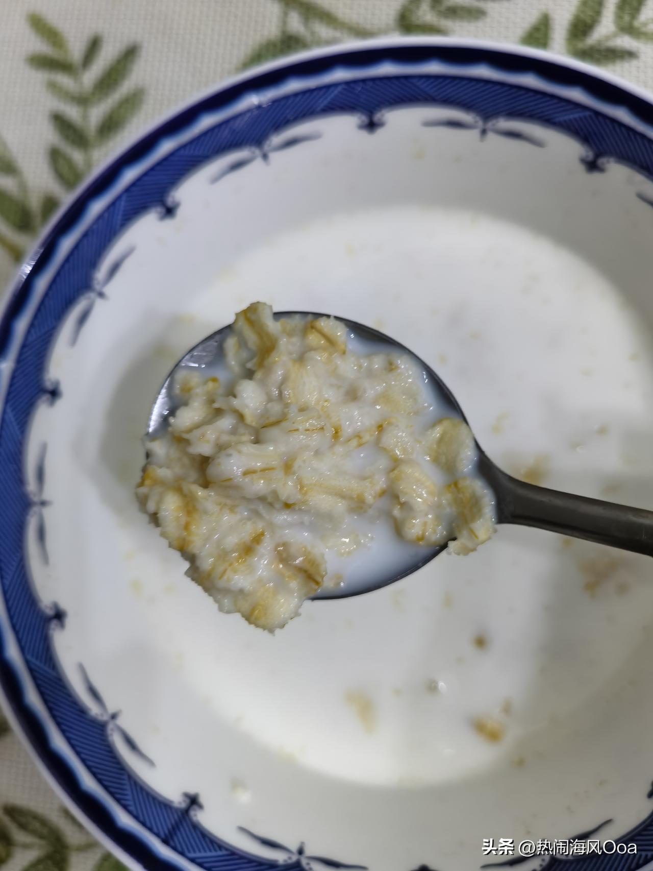 时光太匆匆，一转眼儿，今天已经末伏了。

民间有头伏饺子，二伏面，三伏烙饼卷鸡蛋