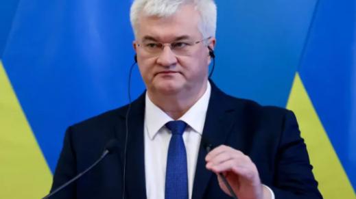 乌克兰外长宣布：凡购买俄罗斯石油的国家，不得参与乌克兰重建。
 
这话一出来，估