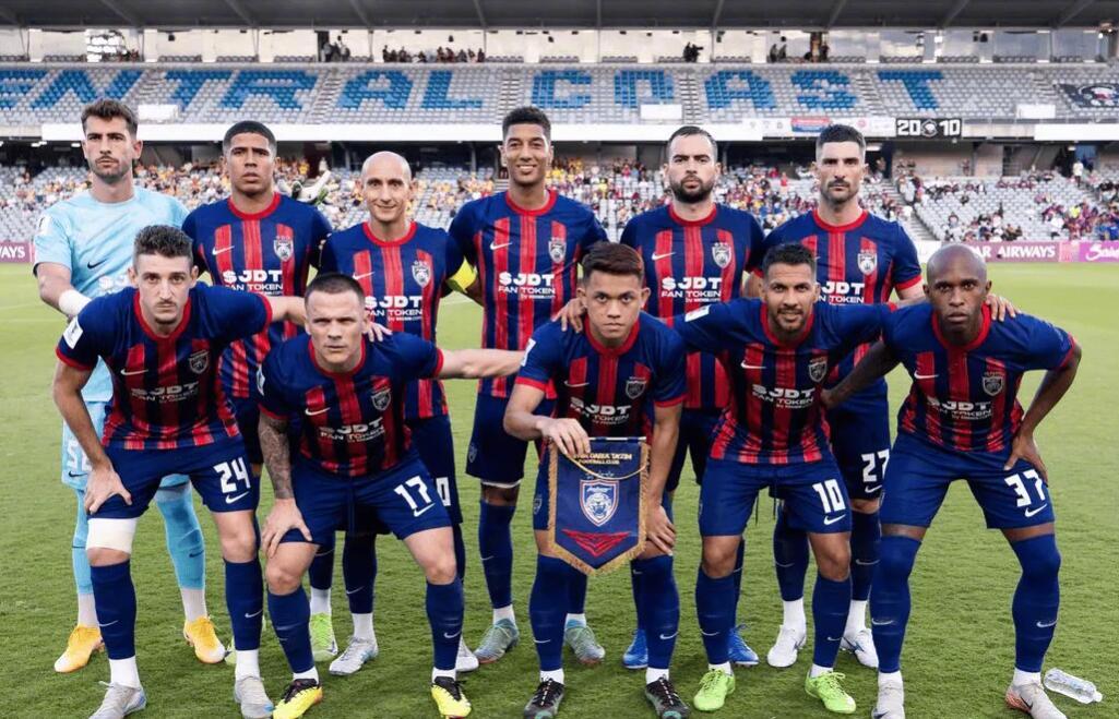 亚冠精英联赛第6轮，上海海港客场对阵柔佛DT。柔佛24号外援阿里巴斯首发出战。根