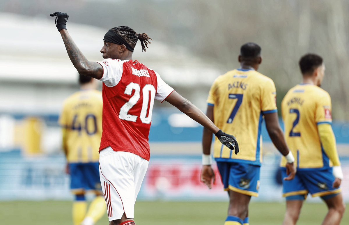 组图：曼斯菲尔德1比2阿森纳