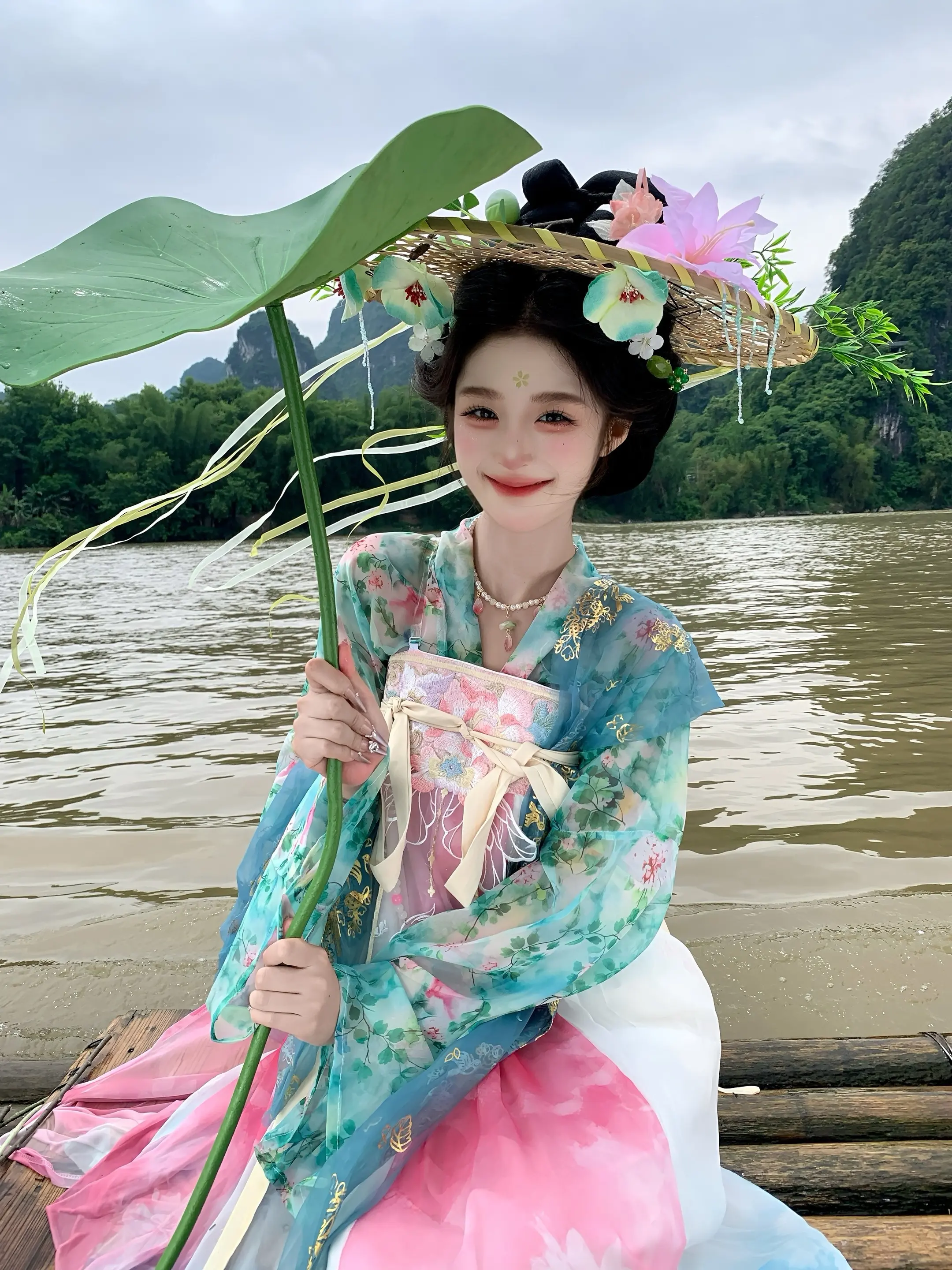 我的爱会攀上窗台绽放