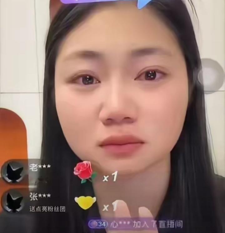 郭松雪，女，峰学蔚来首席规划师，张雪峰团队核心成员，曾为上市教育机构高中英语老师