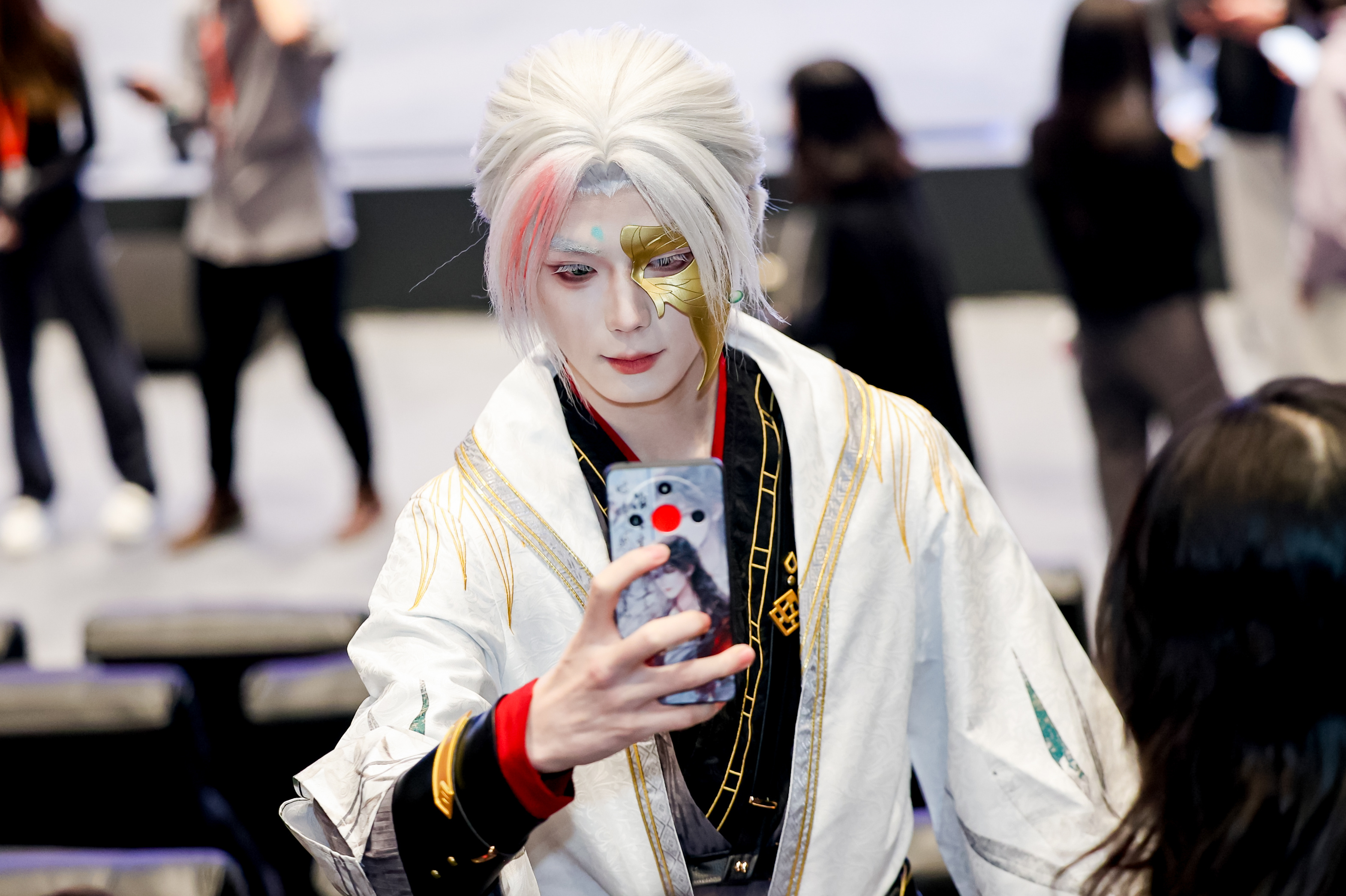 沧元图年番今日开播 不得不说，沧元图的“新国风”美学真的已经next level