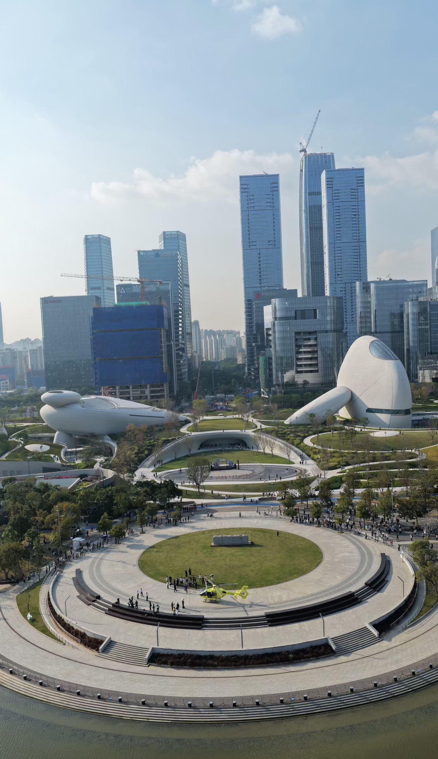 多靠近能够滋养你的人，养好自己的磁场，做一个发光的小太阳。  早安！ 