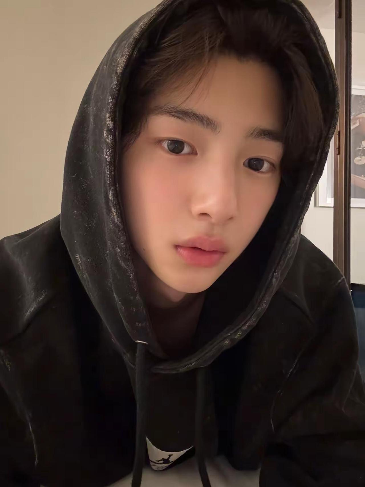 直接梦回2025.8.18 这期含糖量极高 全是萌妹子 kpop男孩 男团 韩系