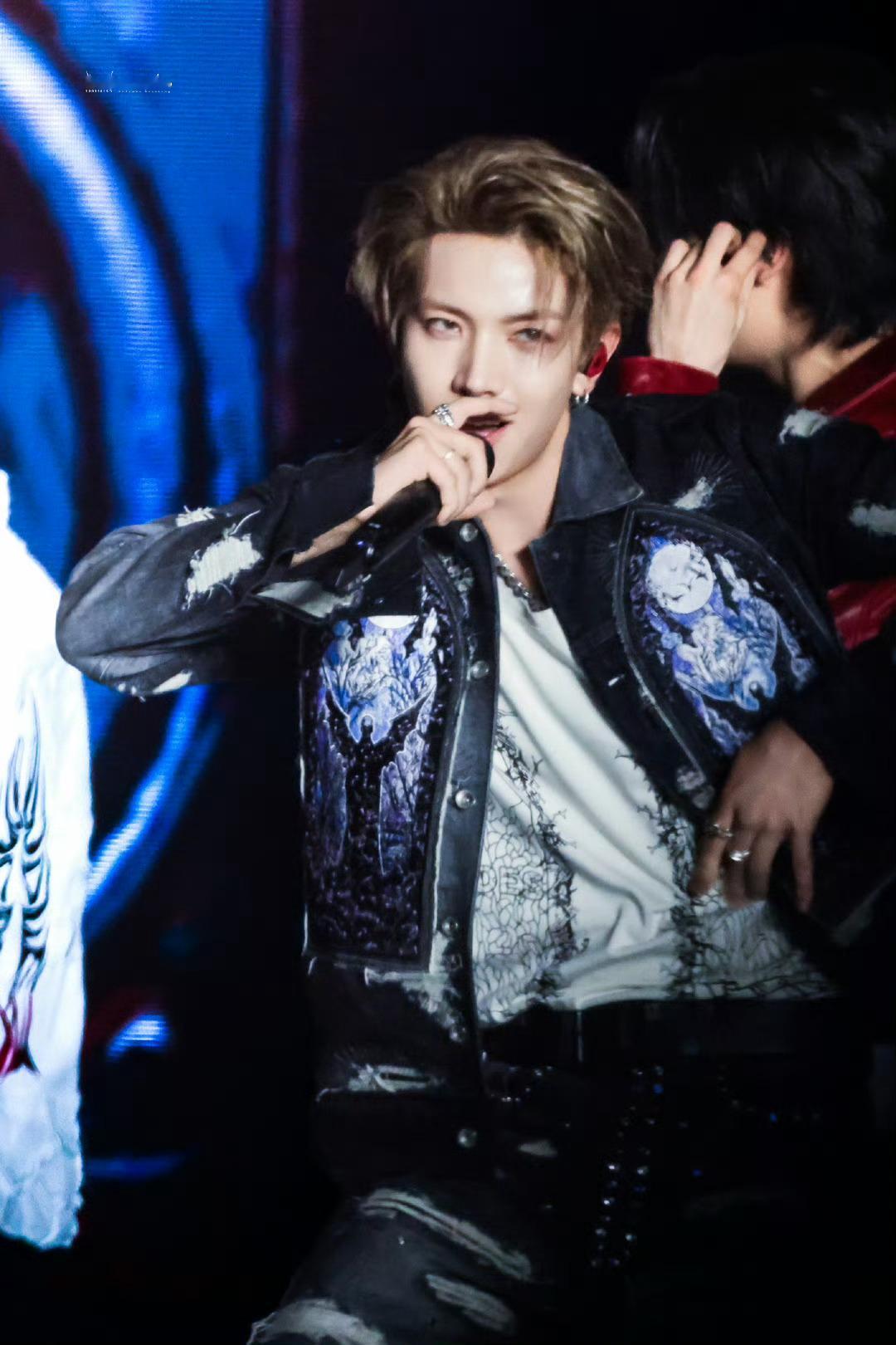 李羲承 帅成啥了[女孩儿][女孩儿] ​​​