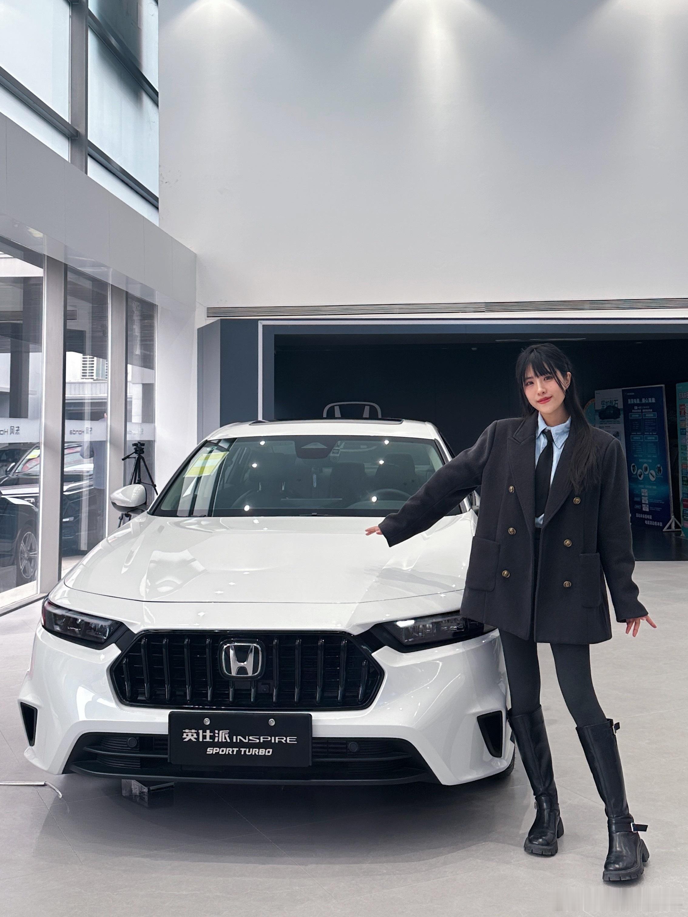 【本条抽奖哦】点赞+评论参与～圣诞节你桥儿给粉丝儿送福利啦，主要是今天很值得跟大