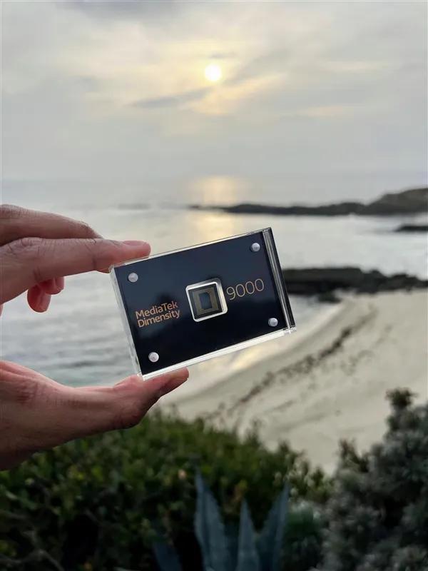 同为9000芯片，为什么联发科天玑9000，无法成为华为的麒麟9000？

现在