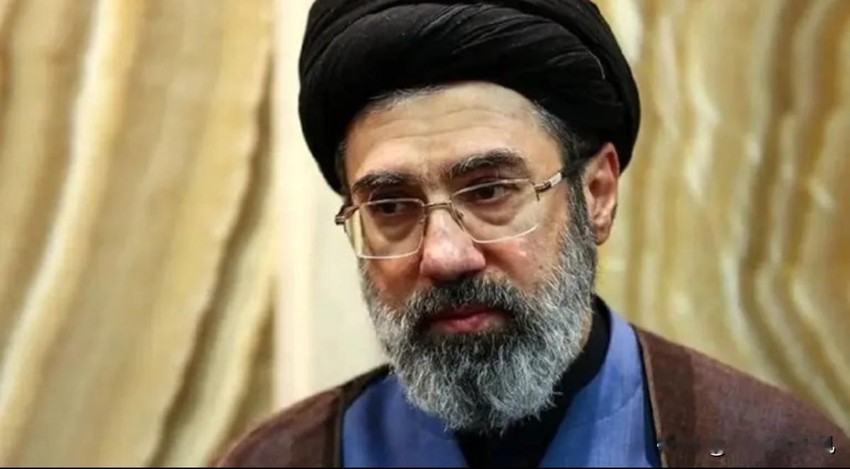 伊朗最高领袖称，伊朗海军已准备好再次重创美以！特朗普称，美国不会再受伊朗摆布！4