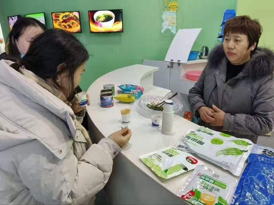 2026年1月17日，曲阜师范大学地理与旅游学院“耕海牧渔”实践队走进荣成市海洋