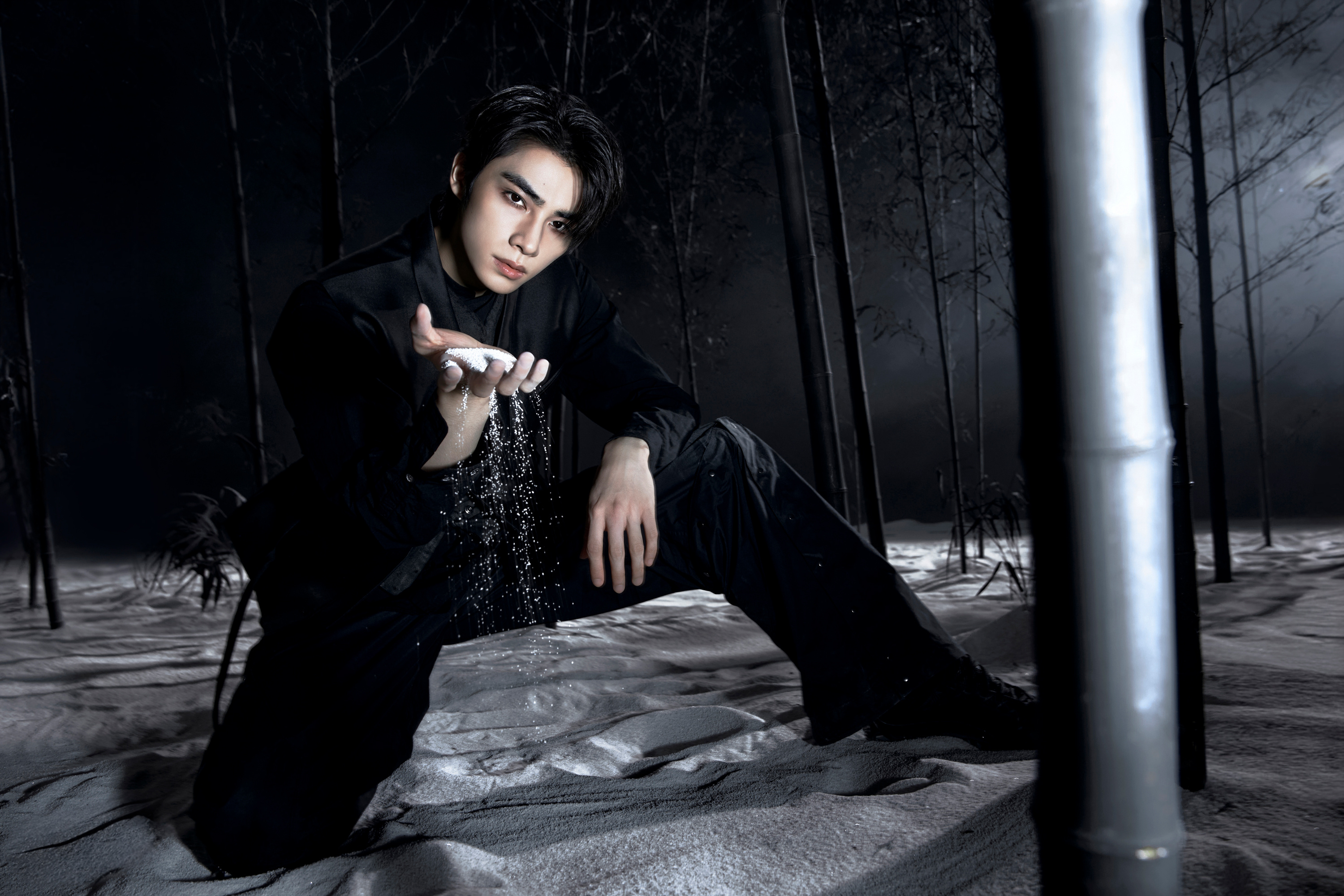 WayV 'Vision Wings' 预告照：yīn and yáng ☯️ 