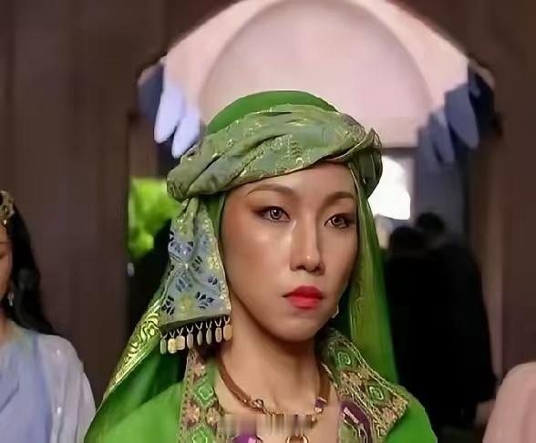 有钱人搞捷径就算了，还非弄自己丑女二，强行给公众洗脑那尔那茜事件涉及教育公平理应
