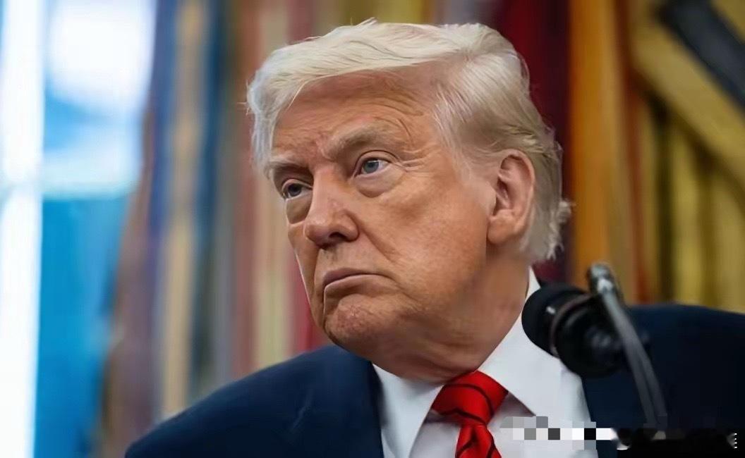 美国最大的错误就是杀人如麻烧抢太多制造是非，挑泼离间，坏亊做尽。没有谁损害它，谋