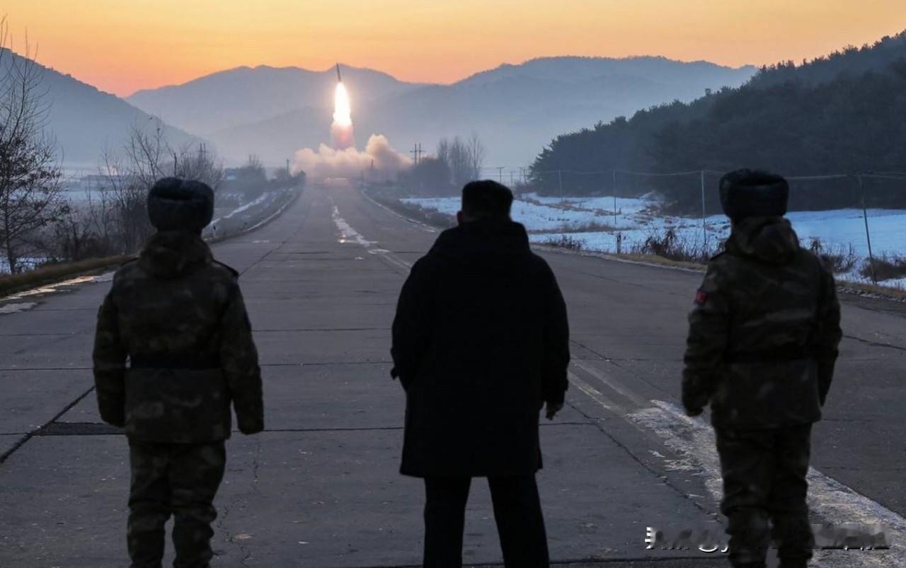 在美国强掳马杜罗夫妇后，朝鲜1月4日试谢了一枚高超音速导弹。
    俄媒报道称