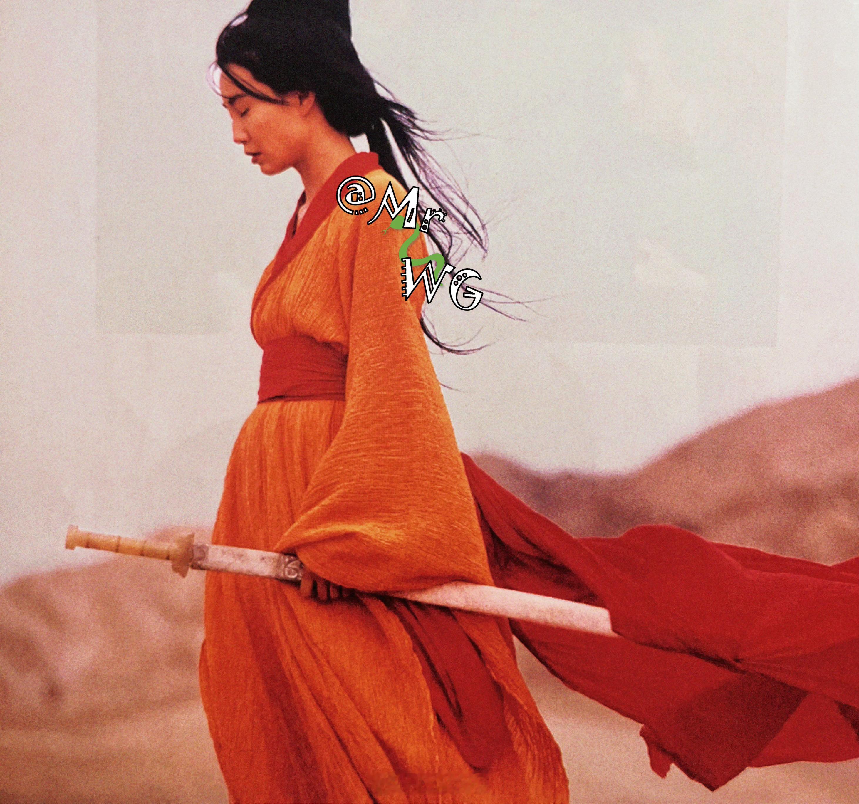 张曼玉独家扫描 烈焰一样的红，是复仇的痛，是燃烧的欲念，是华语武侠最出挑的一抹绝