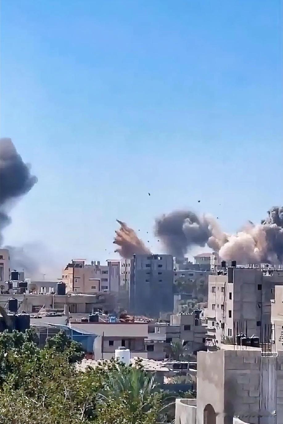 12月15日晚上的最新消息，速报全都不容错过，第十条：以色列撕毁停火协议，斩首哈