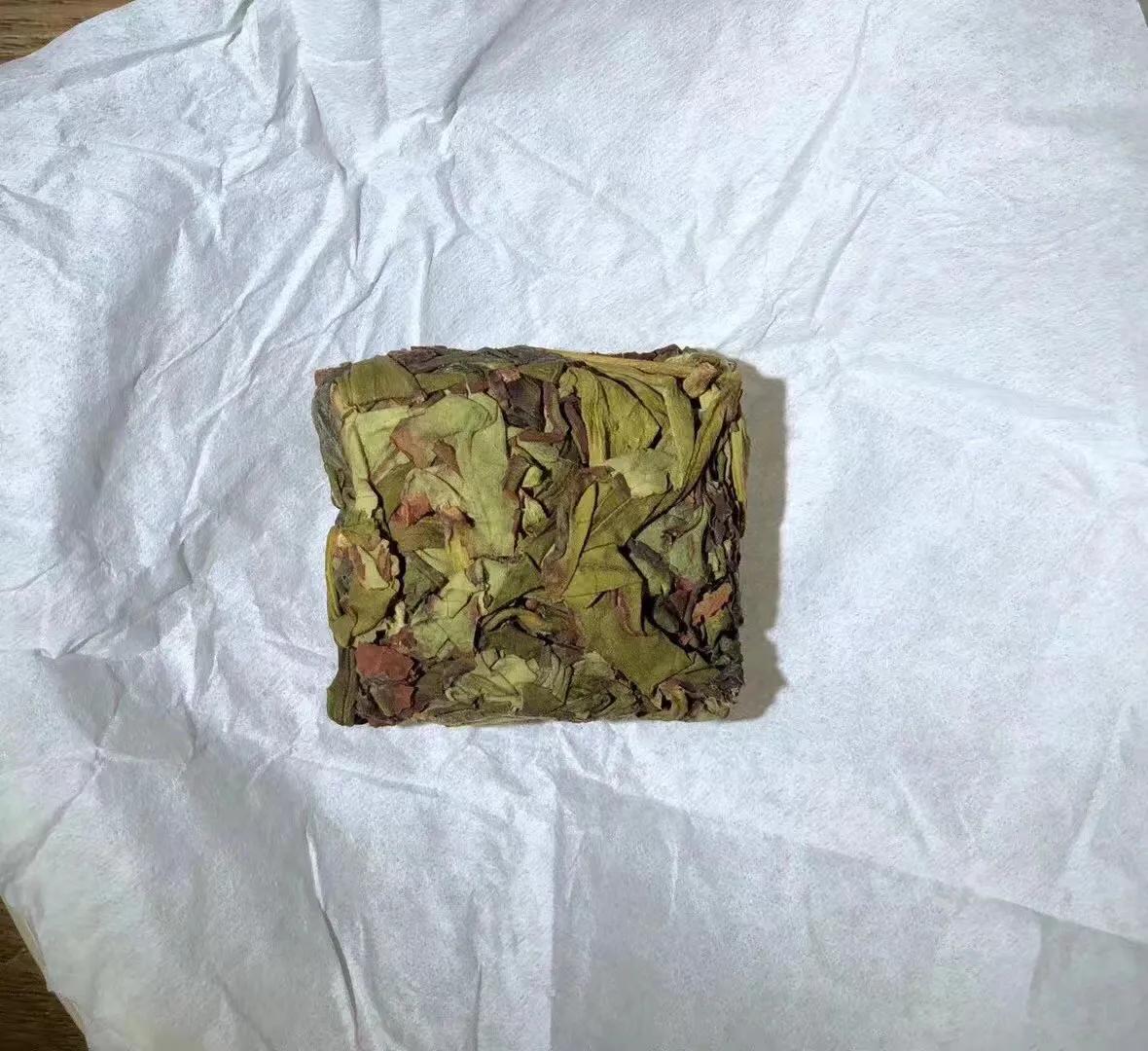 漳平水仙，久违的幽幽花香，如兰似桂，口感醇爽细润，鲜灵活泼，柔滑韵长