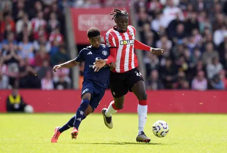 英超第4轮的一场较量当中，曼联正在客场挑战升班马南安普顿。虽然曼联本场比赛的对手