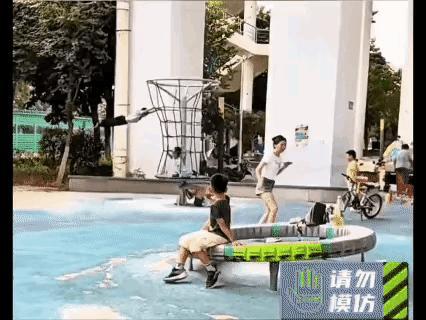 臂力可以呀，这都飞不出去，安全第一啊