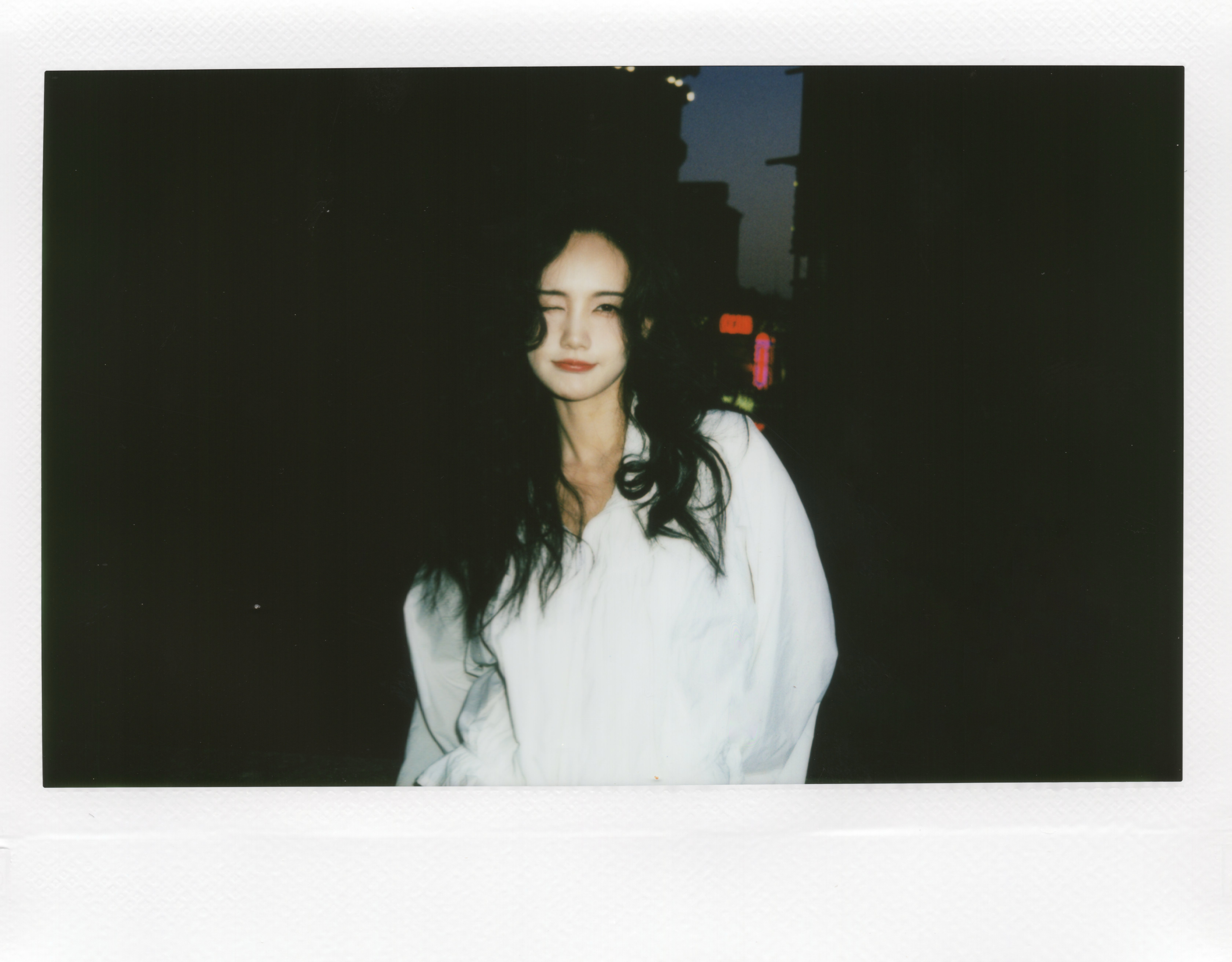 短发李一桐 芭比娃娃李一桐  在复制粘贴的时代，你是手写的诗