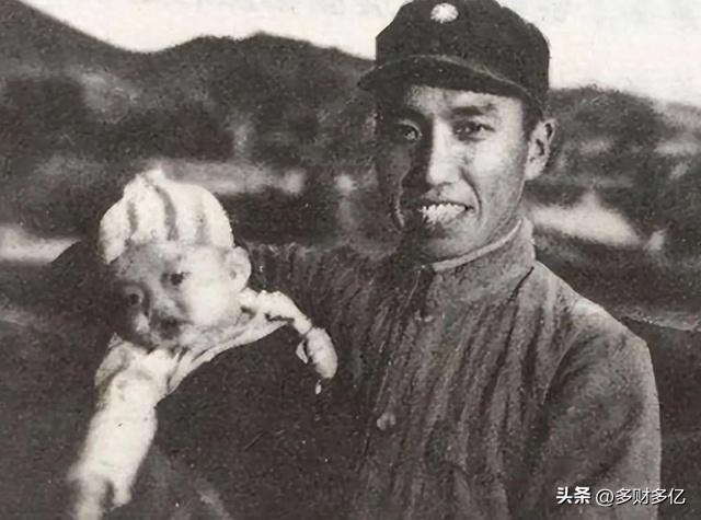 彭总太行急寻接班人！毛主席忍痛调这位元勋，一战稳住华北抗战大局！
 
彭老总愁红