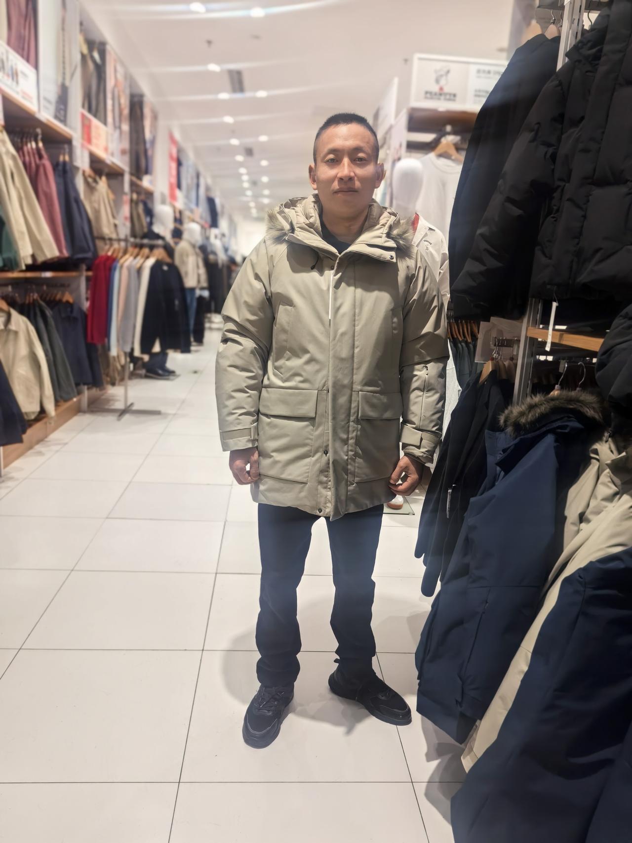 什么是人情世故：
1、记住，一定不要把外面的人往自己家里带，不管是你朋友、闺蜜、