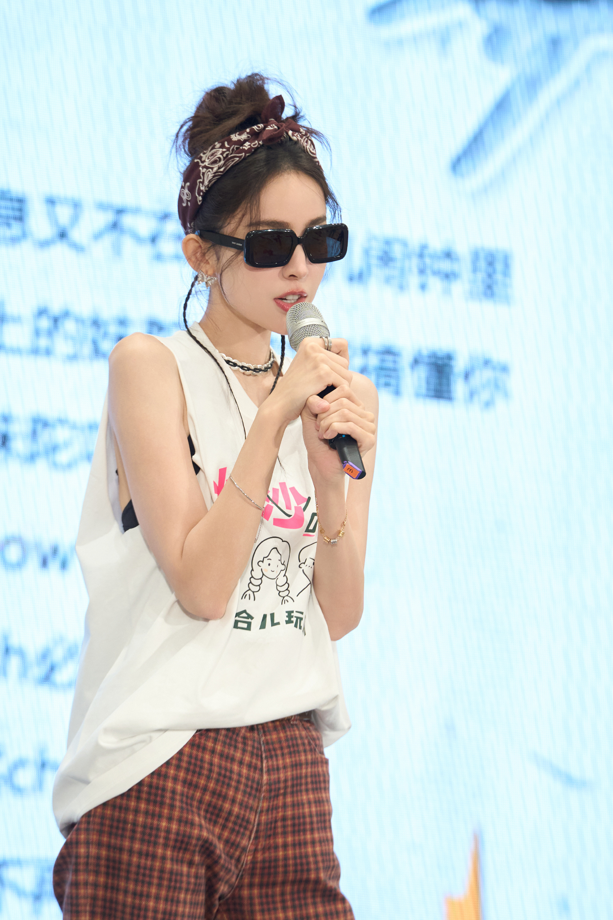 娜扎，清爽的夏日墨镜姐姐 ​​​