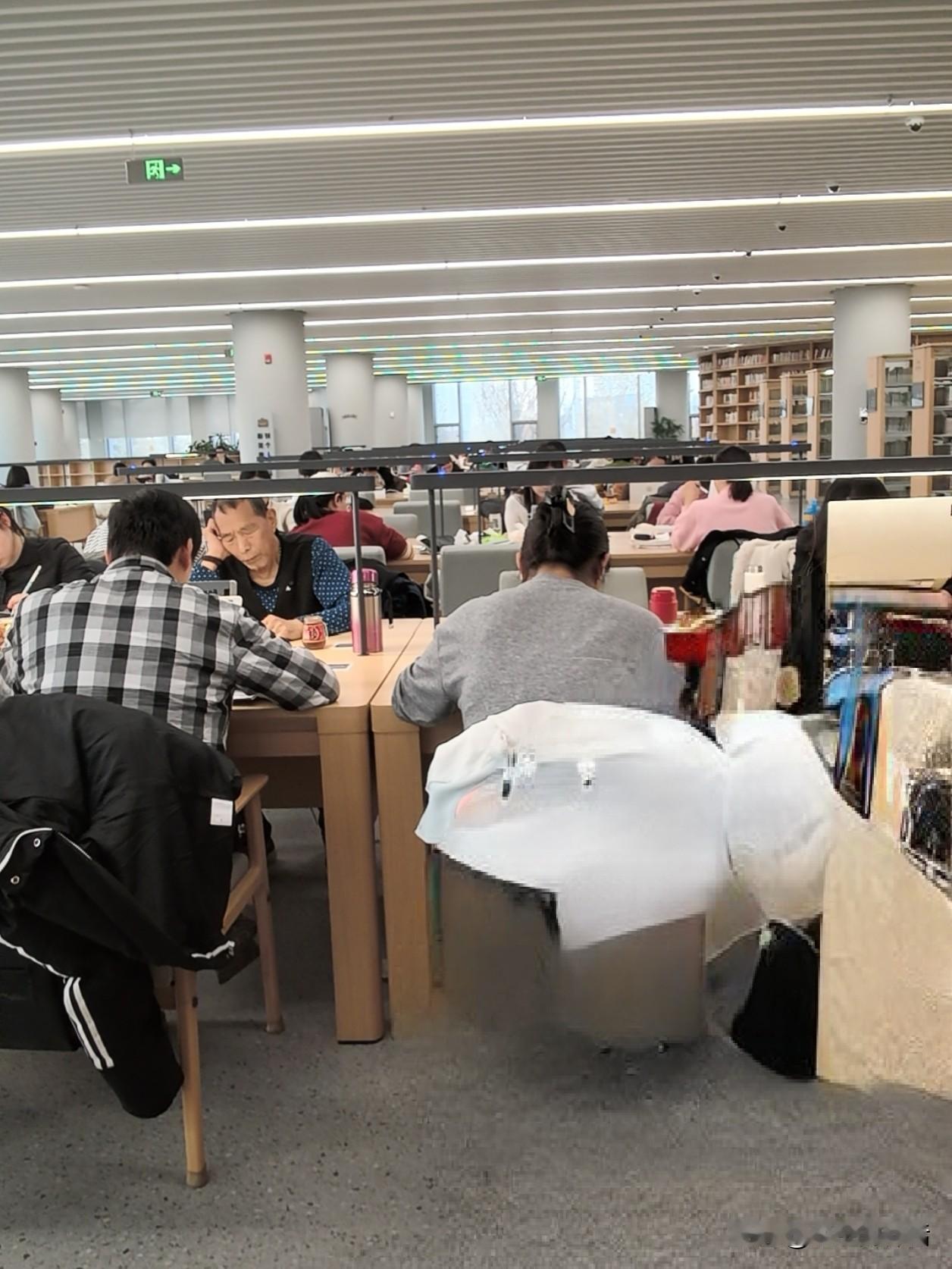 分享我这周有趣的事：周末，哪里是你的快活林？我选图书馆（长安书院）