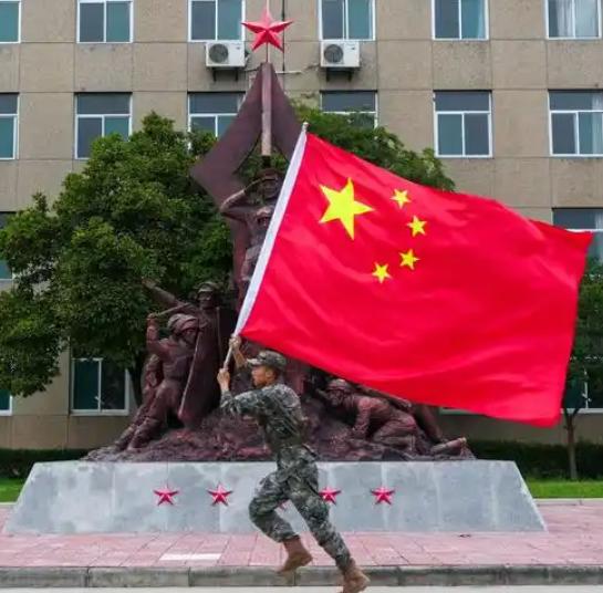 从晚清到 2026 年，我们中国人骨子里藏着个害惨自己的老毛病，一辈子都难改！一