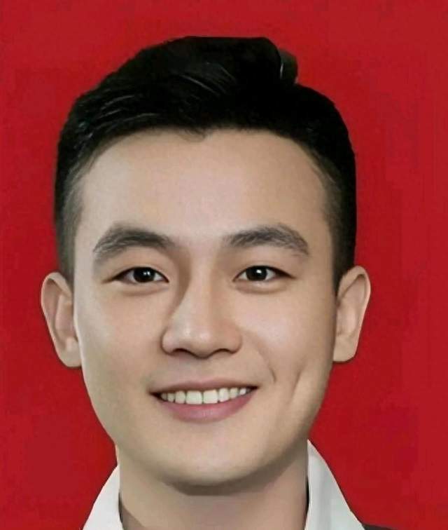 没背景没学历，欧豪是怎么一步步走到今天的？