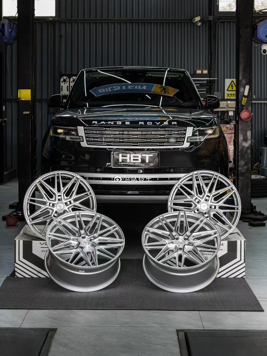 新款路虎揽胜升级🇺🇸Vossen HF7 轮毂 ​​​