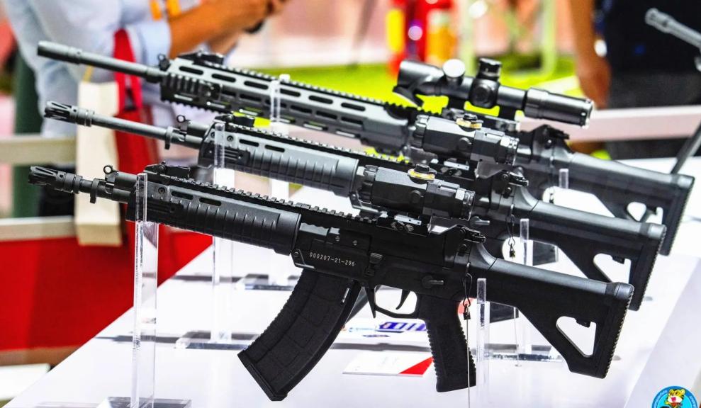 [月亮]为什么中式武器在国际上仍然不受待见？中国军事力量发展的越来越强，但是像中