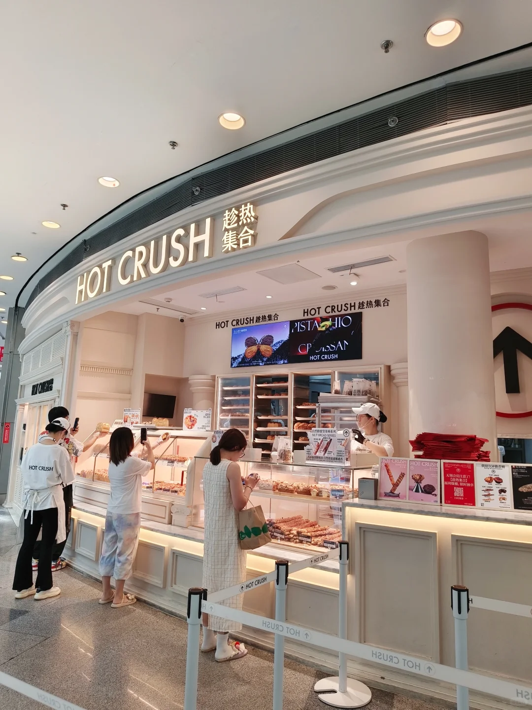 不愧是魔都来的面包，排队是有道理的