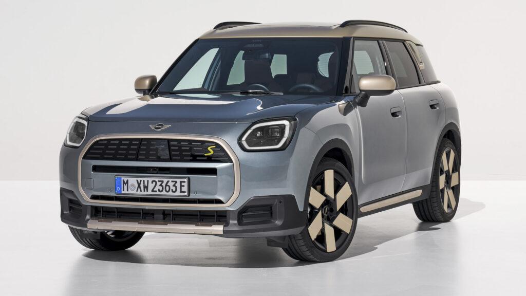 2025 Mini Countryman 首次亮相，车身更大，长度为 4,429