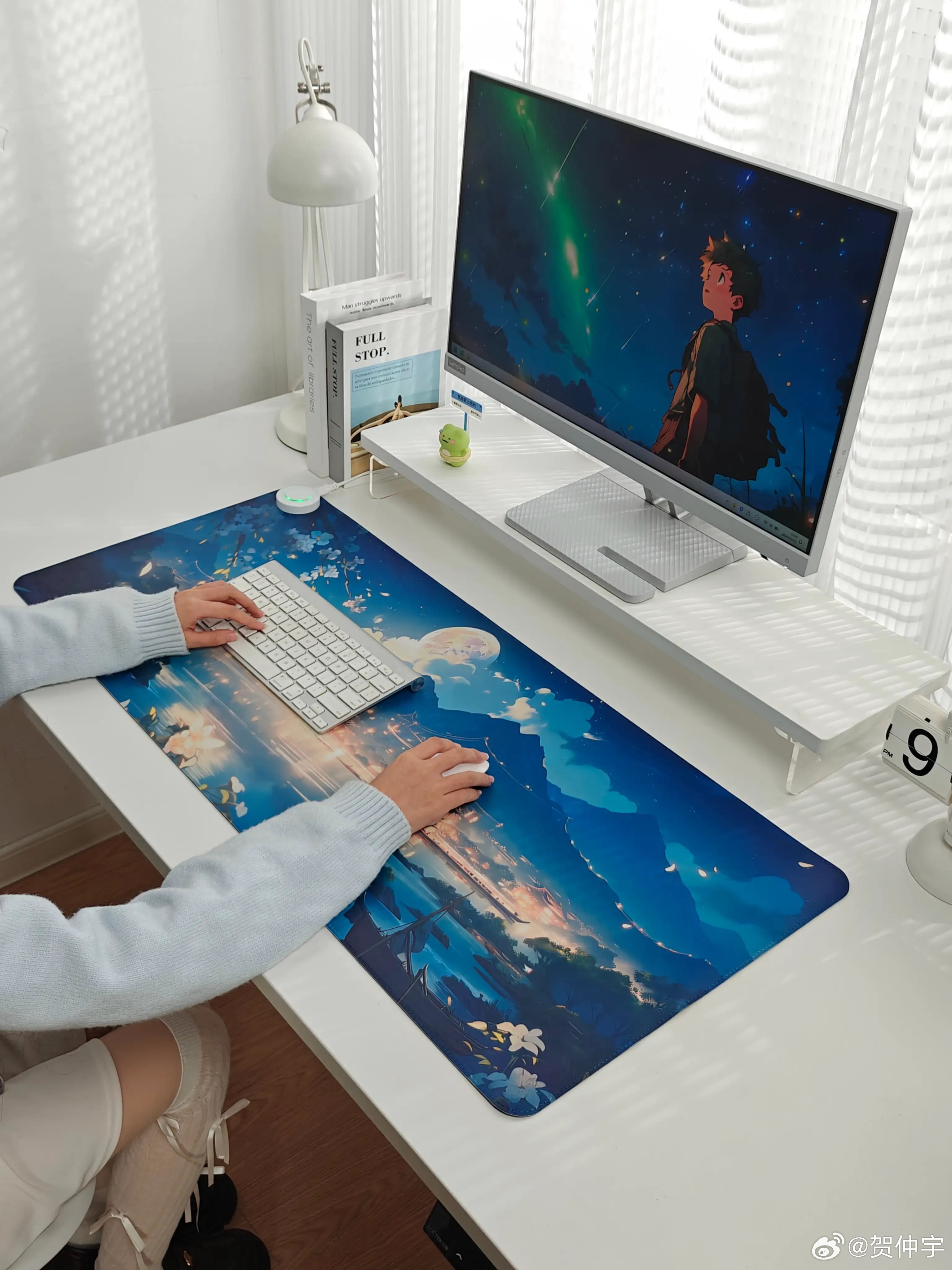 去年冬天在某东和某宝各买一个加热鼠标垫，最近开始使用，发现加热功能没了，不加热了