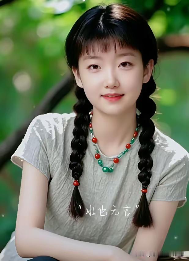芳草初长
燕子吟唱
莎莎之歌
在水一方

佳人如梦
长守云中
莎莎赞歌
燕赵之声