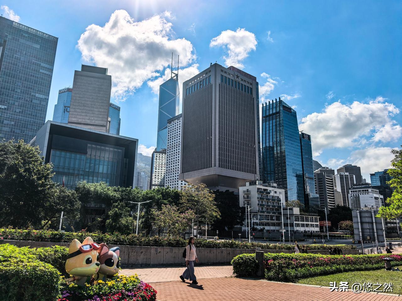 有朋友说150块钱可以香港一日游，觉得有点紧张。刚从香港回来，给大家算笔账：深圳