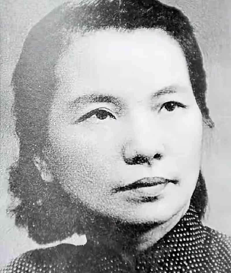 被捕之后，朱枫料定台北方面出了问题，大概吴石或蔡孝乾已经暴露，否则敌人不会兴师动