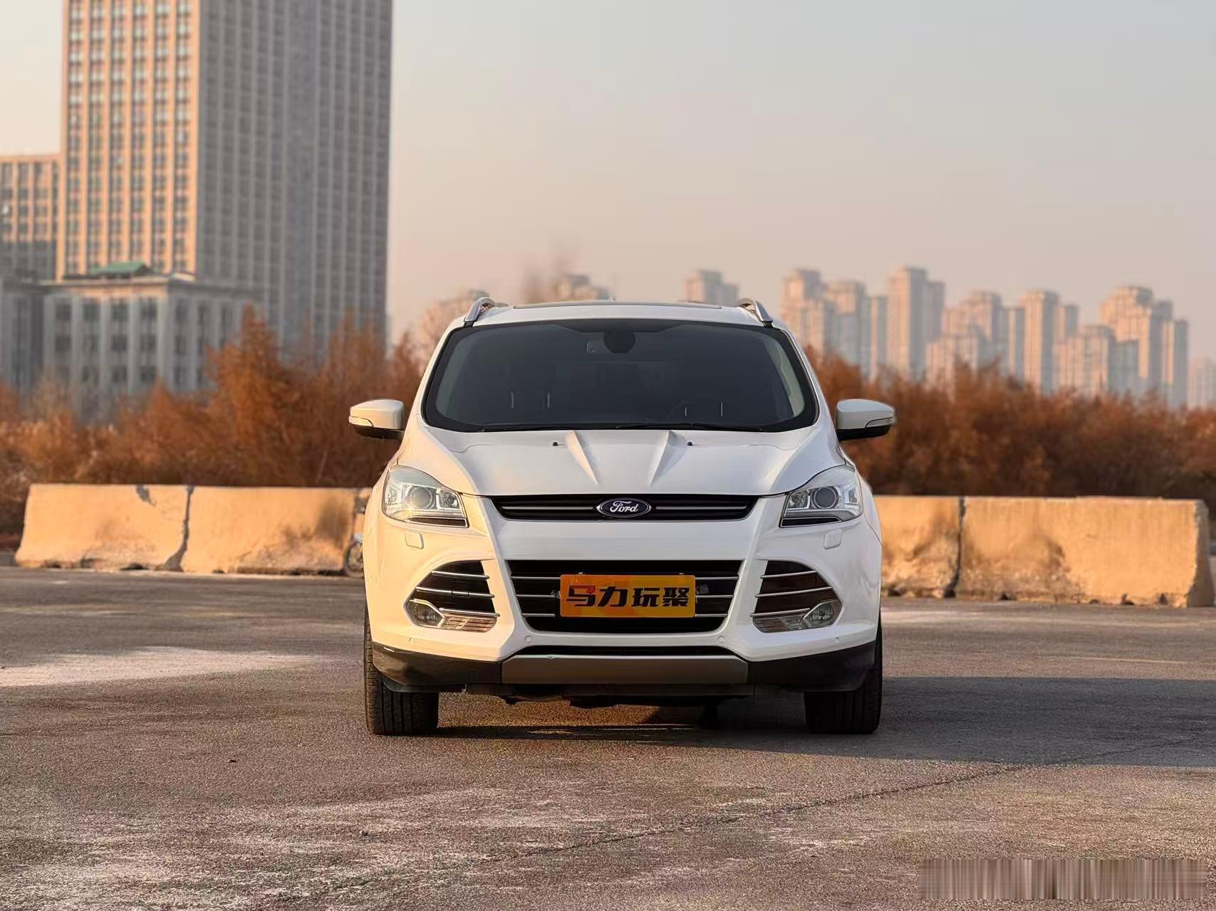 马力玩聚老马在路上天津二手车又收了台福特翼虎上次那台还没上架就卖了很棒的一台SU