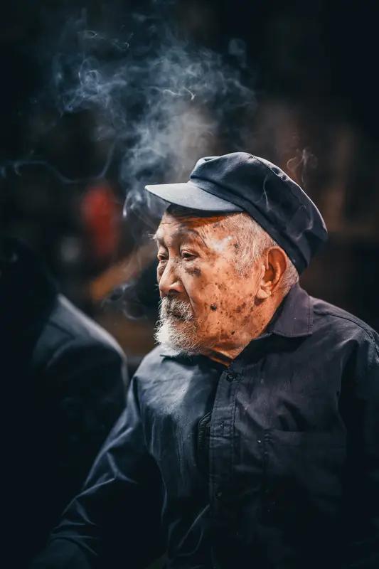 第一批丁克夫妻离世，遗产留给谁？
第一批丁克夫妻离世，遗产归属真是个引人深思的话