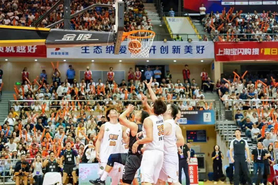 青尽全力田起锋芒青田队晋级决赛没有你们，就没有今晚的逆转。每一次“青田防守”的呼