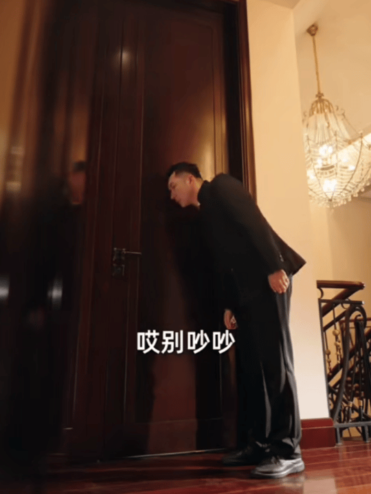 短剧把变形计拍成偶像剧了短剧有自己的变形计 富二代住进居民楼，学霸住进豪门宅。一