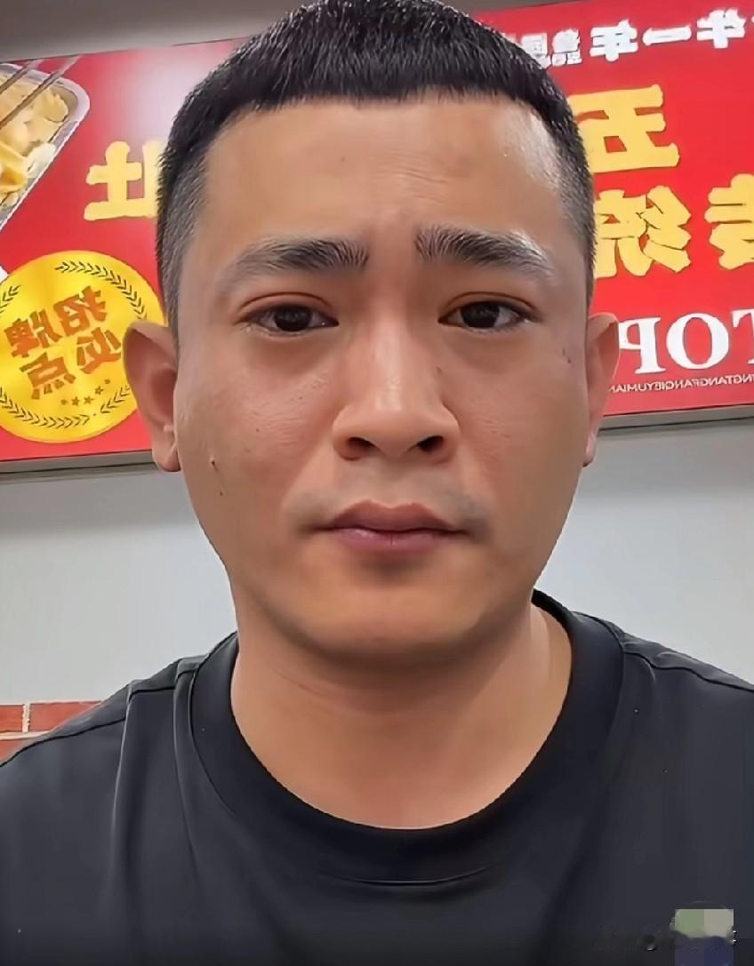 吴迪酒后又要吐真言了。吴迪说网友，你跟我讲德行，第一你肯定没有我有德行，第二你并