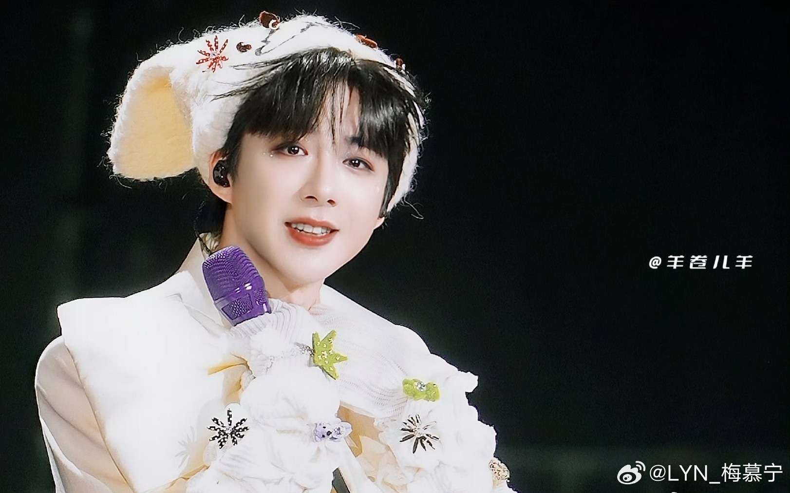 刘宇宁图集 | 刘宇宁 成都演唱会这套超出圈的萌萌🐰造型，我可太爱啦 每一个小