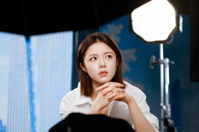 赵今麦好干练的造型好干练的赵今麦 今日份的赵今麦造型一整个满分💯好吗 